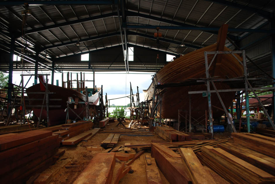 tintan-boat1