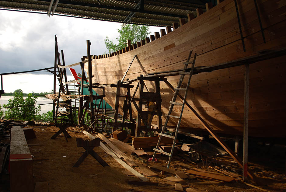 tintan-boat2