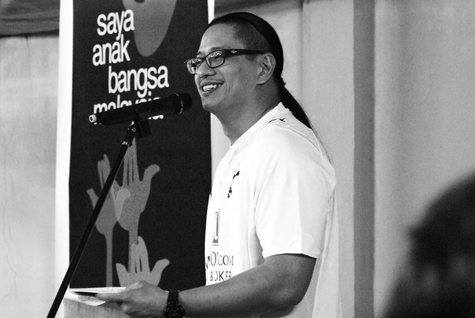 Azmi Sharom was the guest speaker at the second SABM Dinner Lecture on Oct 30. He spoke to a full house on the topic Is My Constitution Dead? azsharom2